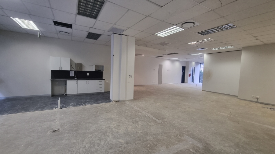 To Let Commercial Property for Rent in Woodstock Western Cape